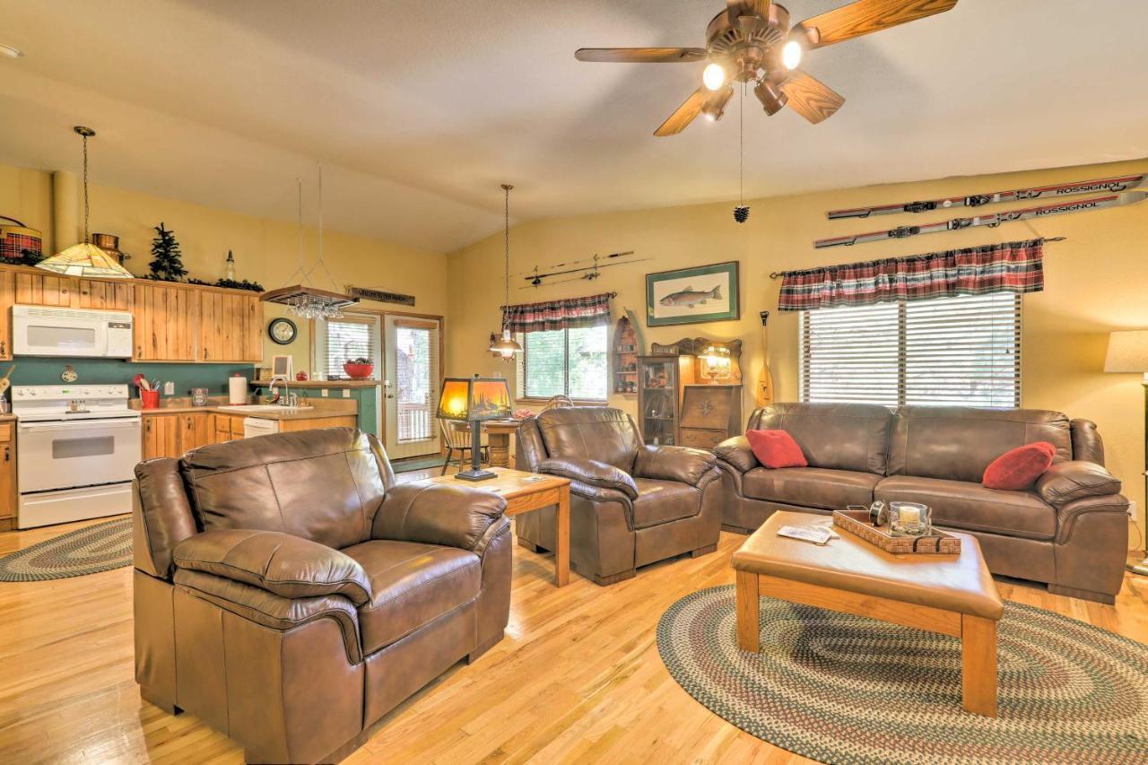 Rustic Cabin With Deck About 4 Mi To Old Town Flagstaff! المظهر الخارجي الصورة